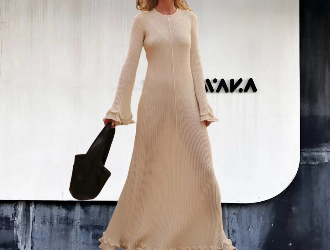 Damen Elegantes Maxikleid mit raffiniertem Rippdesign und fransigen Ärmeln Heidi-Mode