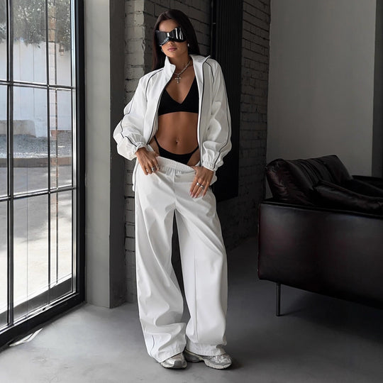 Damen Sportliche Kapuzenjacke und weite Jogginghose im Set Heidi-Mode