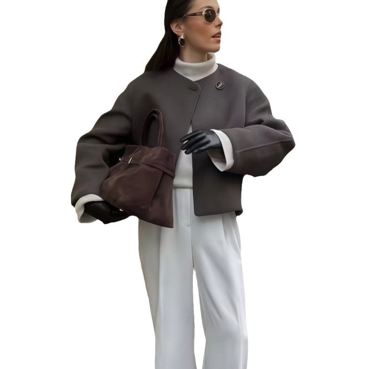 Damen Wickeljacke mit weiten Ärmeln und dekorativem Knopf Heidi-Mode