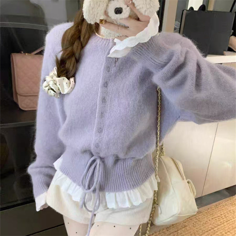 Damen Strickjacke mit Rüschensaum und Perlenknöpfen Heidi-Mode