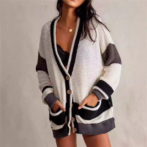 Damen lässiger Strickcardigan mit großen Taschen und stilvollen Kontraststreifen Heidi-Mode