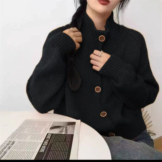 Damen kuscheliger Hochkragen-Cardigan mit Knopfdetails Heidi-Mode