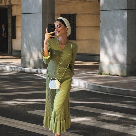 Damen Strickmaxikleid mit Knopfleiste und modischem V-Ausschnitt Heidi-Mode