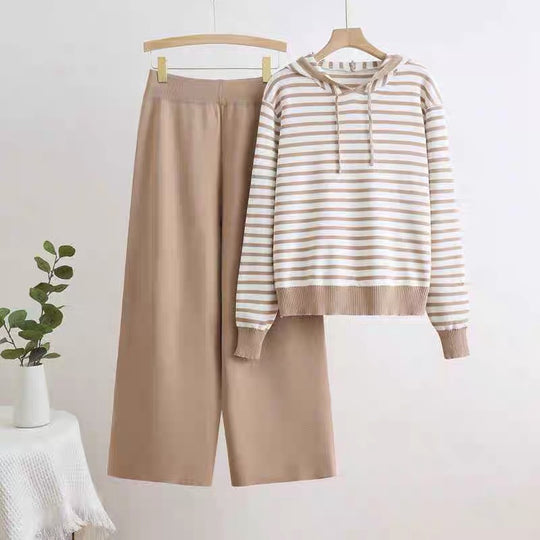 Damen gestreiftes Freizeitset mit Kapuze und weitem Schnitt Heidi-Mode