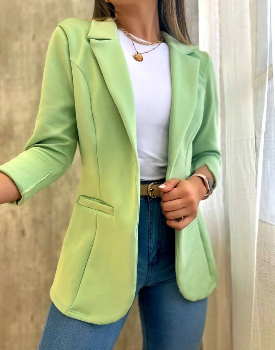 Damen eleganter Blazer mit tailliertem Schnitt und praktischen Taschen Heidi-Mode