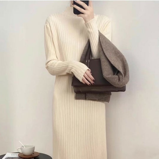 Damen Strickkleid mit hohem Kragen und Rippenstruktur Heidi-Mode