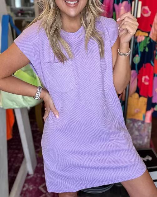 Damen lässiges T-Shirt-Kleid mit einem stilvollen strukturierten Design Heidi-Mode
