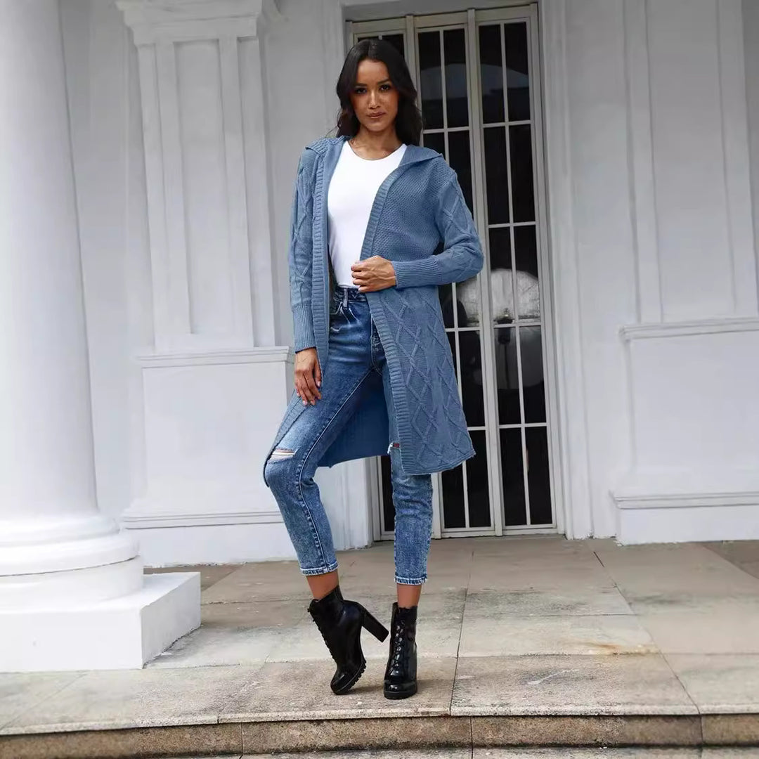 Damen Strickjacke mit Kapuze und stilvollem Zopfdesign Heidi-Mode