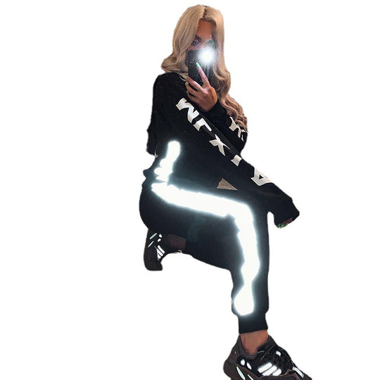 Damen Sportliches Jogginganzug mit reflektierenden Akzenten Heidi-Mode