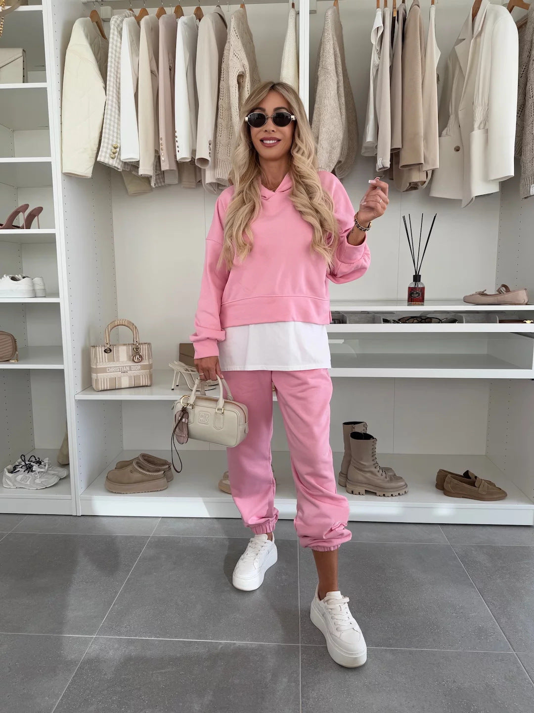 Damen Lässiges cropped Hoodie und entspannende Jogginghose Set Heidi-Mode