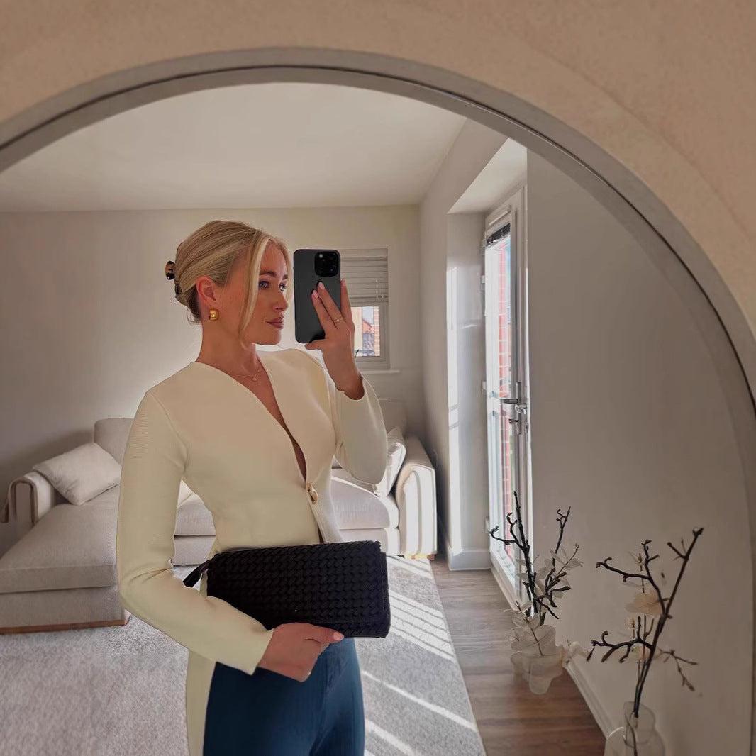 Damen Wickeljacke mit modernem V-Ausschnitt und eleganten Knopfdetails Heidi-Mode