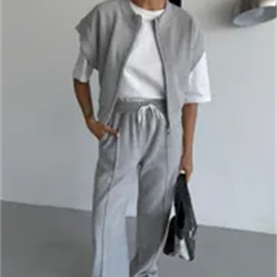 Damen sportliches Twin-Set mit kurzem Reißverschluss und weiten Hosen Heidi-Mode