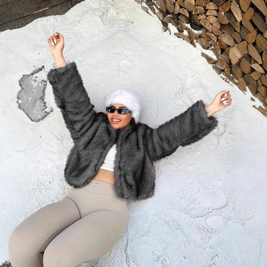 Damen Trendige und flauschige Kunstpelzjacke Heidi-Mode