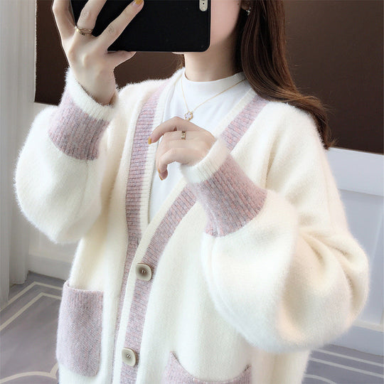 Damen Strickjacke mit modernem Farbkontrast und großen Taschen Heidi-Mode