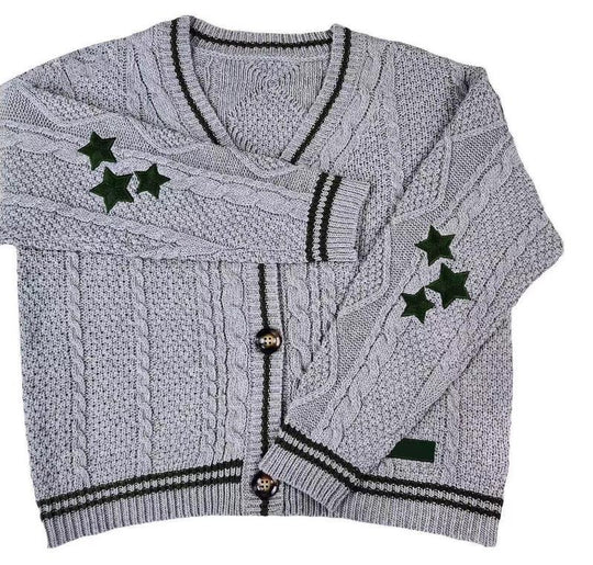 Damen Grobstrickjacke mit Sternen-Details und dekorativen Knöpfen Heidi-Mode