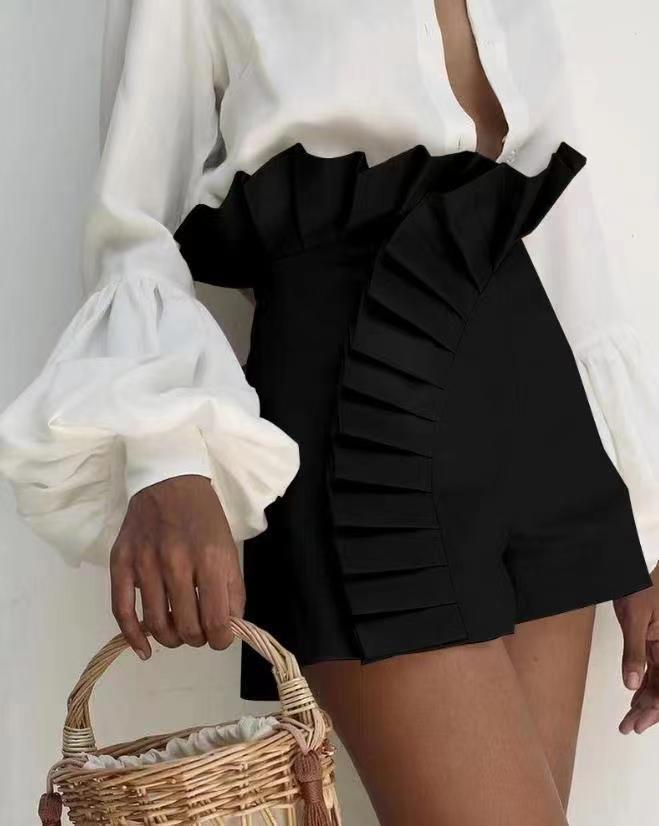 Damen Elegante kurze Hose mit Rüschendetails Heidi-Mode