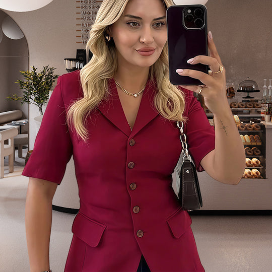 Damen Elegante Kurzjacke mit goldenen Knopfdetails Heidi-Mode