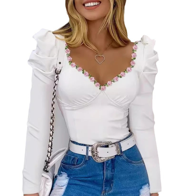 Damen Elegant verzierte Bluse mit Puffärmeln und floralem Ausschnitt Heidi-Mode