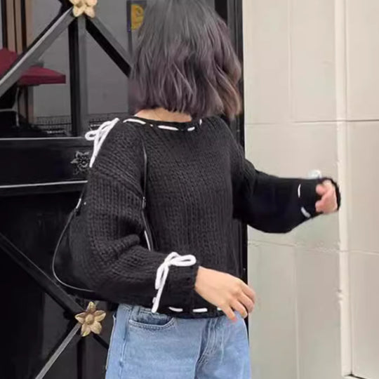 Damen lässiger Pullover mit offener Schulter und dekorativem Bindegürtel Heidi-Mode