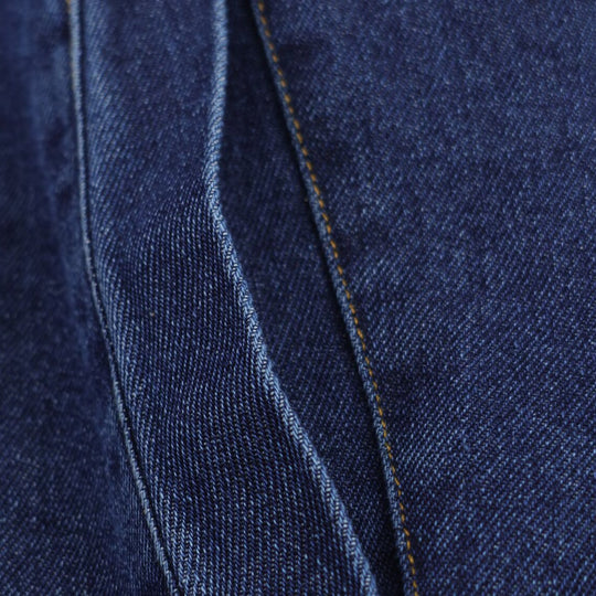 Damen cropped Denimjacke mit hochgeschlossenem Kragen und praktischen Taschen Heidi-Mode