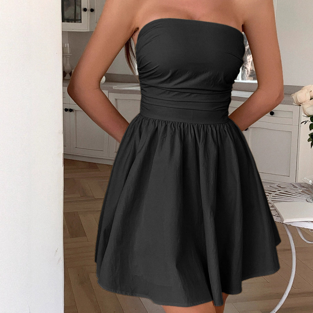 Damen Sommerliches Abschlusskleid mit schulterfreiem Design und fließendem Rock Heidi-Mode