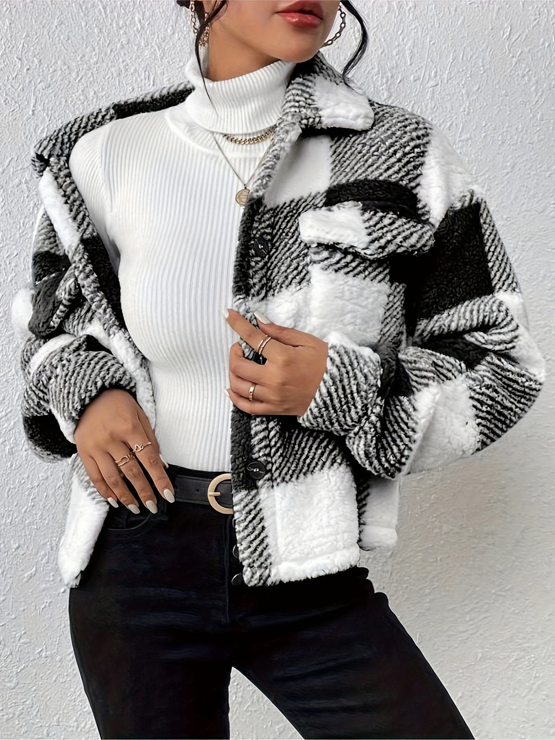 Damen Kuschelige Karojacke mit Umlegekragen Heidi-Mode