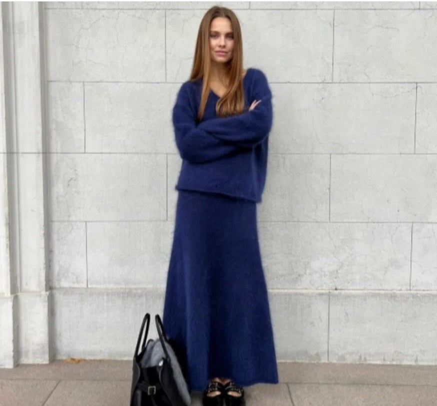 Damen Strickkleid mit tiefem V-Ausschnitt und weichem Mohair-Material Heidi-Mode