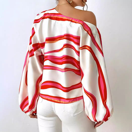 Damen Off-Shoulder Bluse mit voluminösen Ärmeln und maritimem Wellenmuster Heidi-Mode