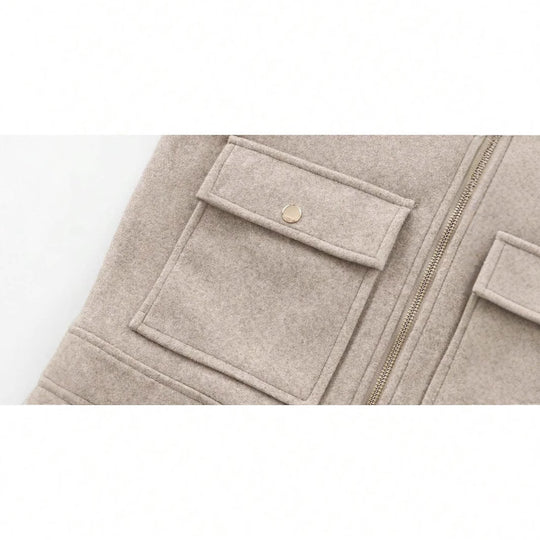 Damen modische kurz geschnittene Jacke mit praktischen Pattentaschen Heidi-Mode
