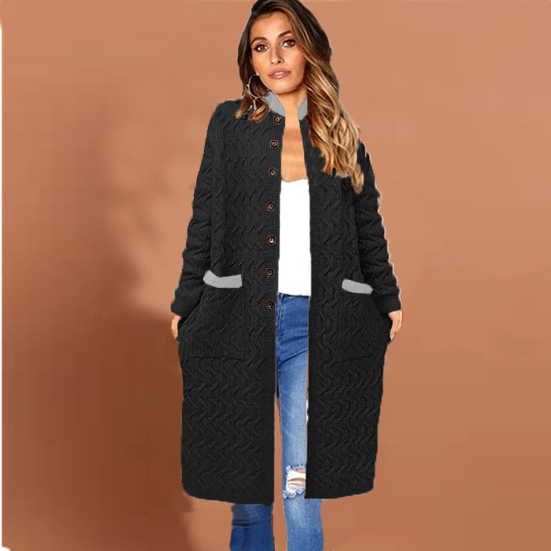 Damen Strickmantel mit großem Zopfdesign und praktischen Taschen Heidi-Mode