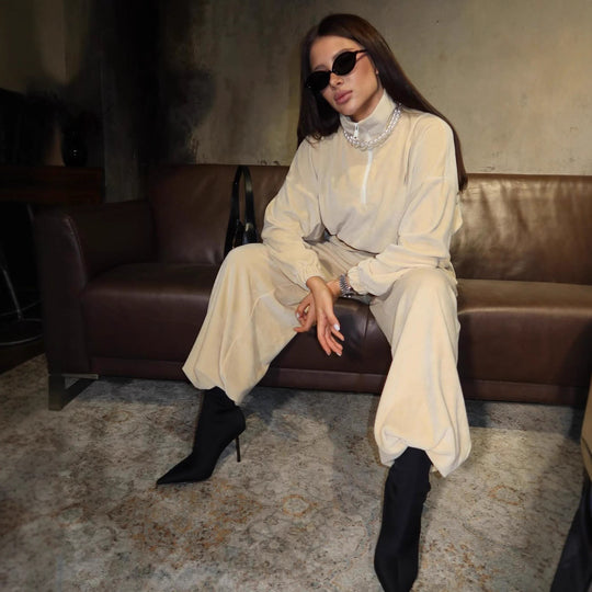 Damen lässiges Set mit kurzem Oberteil und bequemer Hose Heidi-Mode