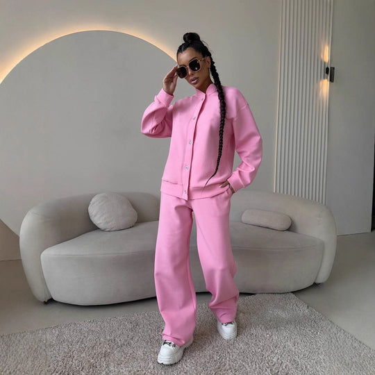 Damen elegantes Lounge-Set mit dekorativen Knöpfen und hohem Kragen Heidi-Mode