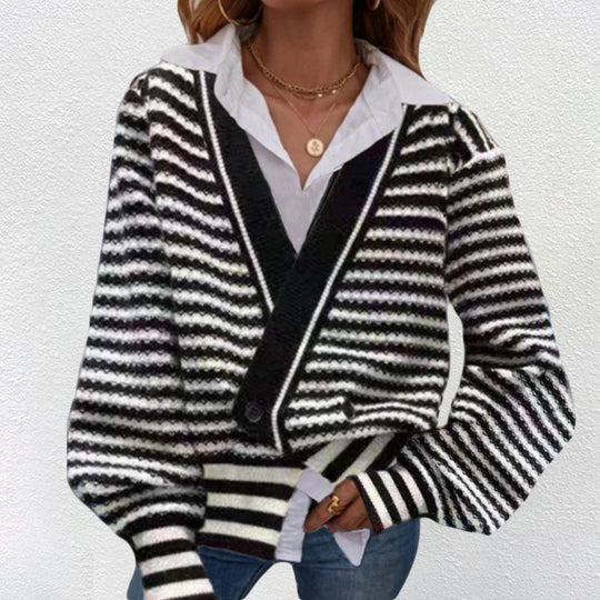 Damen Grobstrick Cardigan mit V-Ausschnitt und modernen Streifen Heidi-Mode