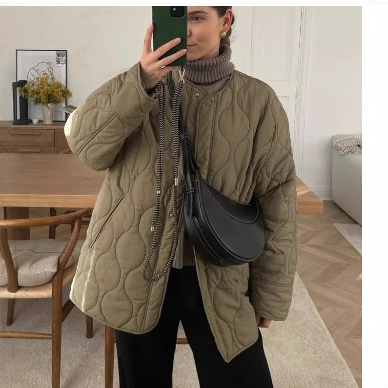 Damen Steppjacke mit zeitgemäßem Design und praktischen Seitentaschen Heidi-Mode