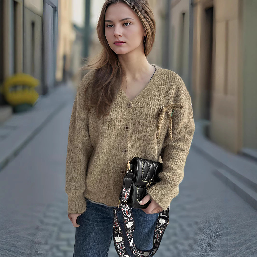 Damen Cardigan mit feinem Strukturmuster und dekorativen Knopfdetails Heidi-Mode