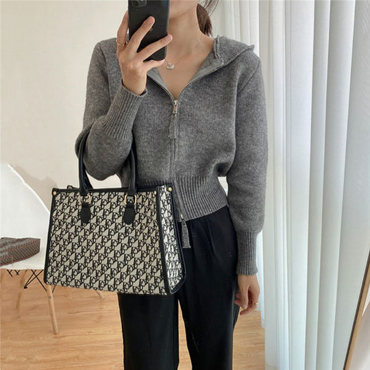 Damen modischer Zip-Hoodie aus weichem Strick Heidi-Mode