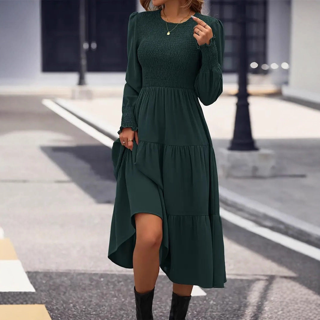Damen Midi-Kleid mit aufwendigem Rüschensaum und figurbetontem Oberteil Heidi-Mode