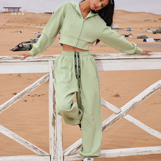 Damen modisches Cropped Sweat- und Jogginganzug-Set mit trendigen Details Heidi-Mode