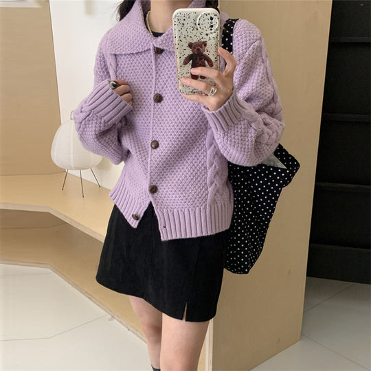 Damen Grobstrickjacke mit kontrastierenden Knöpfen und strukturiertem Design Heidi-Mode