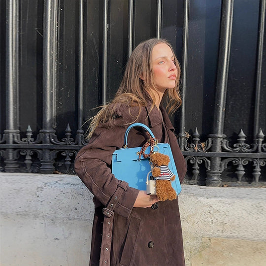 Damen Langer Trenchcoat aus weichem Wildlederimitat mit modischen Details Heidi-Mode