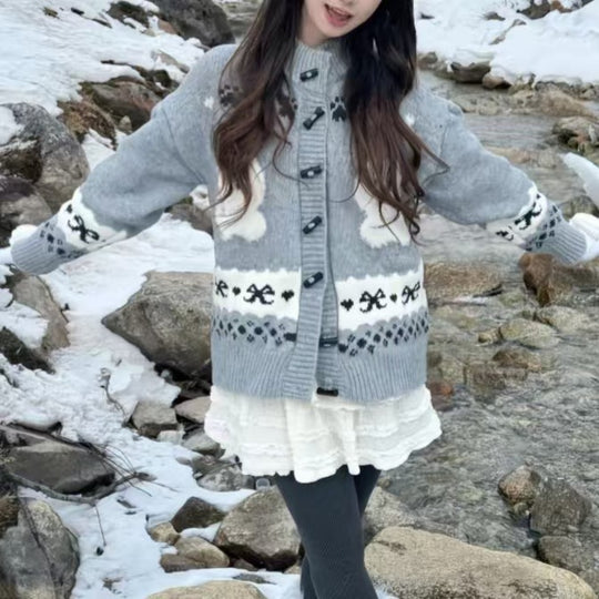 Damen Gemusterte Strickjacke mit tierischem Motiv und Knopfdetails Heidi-Mode