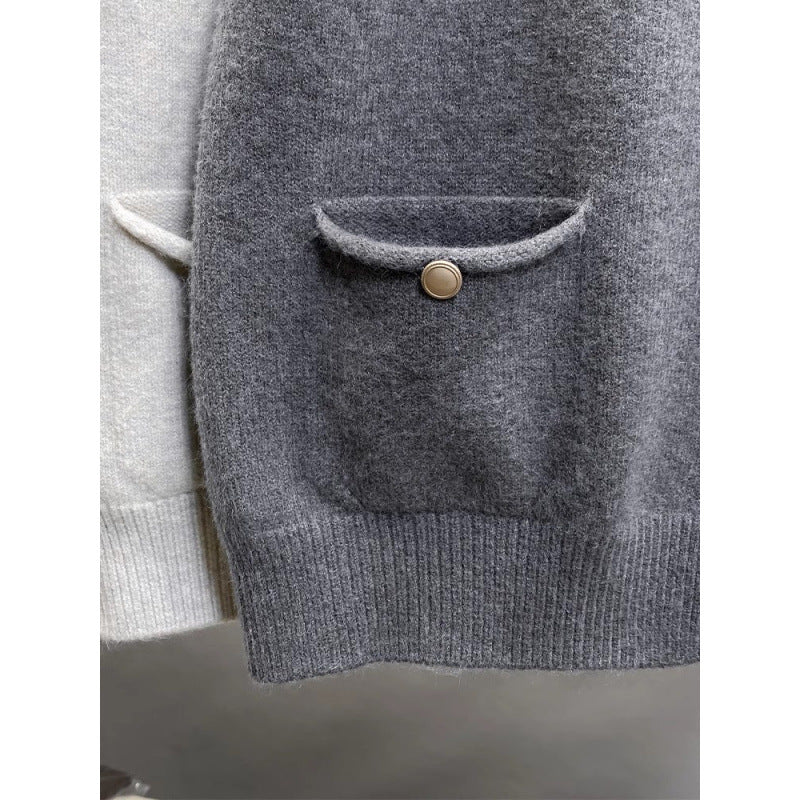 Damen Strickweste mit Knopfdetails und seitlichen Taschen Heidi-Mode