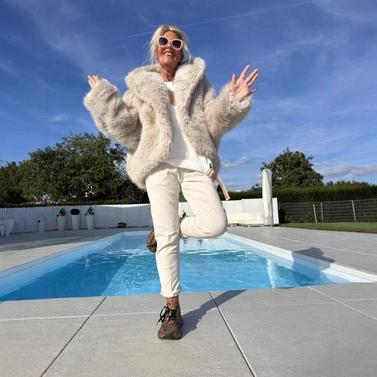 Damen Modische Fleecejacke mit weich gefüttertem Kragen und weitem Schnitt Heidi-Mode