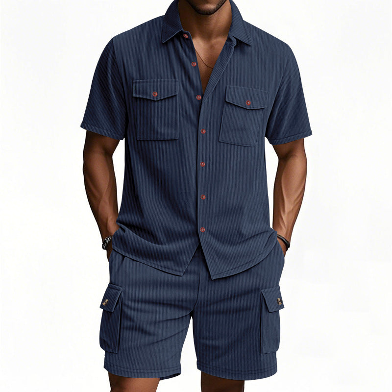 Herren komfortables Freizeitoutfit mit Kurzarmhemd und lockeren Shorts Heidi-Mode