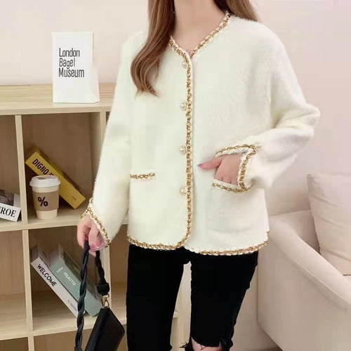 Damen Elegante Strickjacke mit dekorativen Perlenknöpfen und feiner Struktur Heidi-Mode