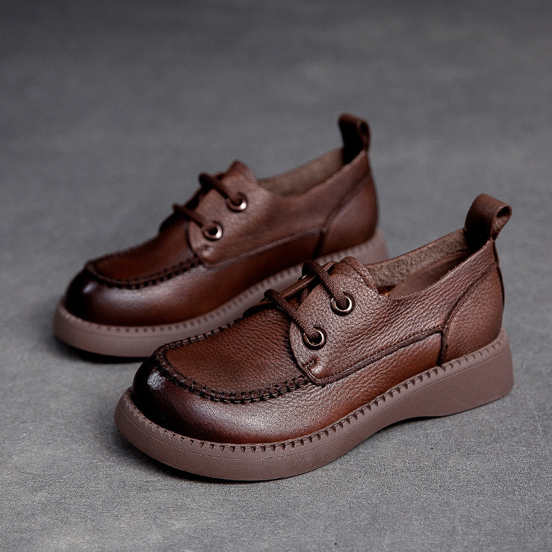 Damen Leder Slipper mit strapazierfähiger Sohle und eleganter Nahtverarbeitung Heidi-Mode
