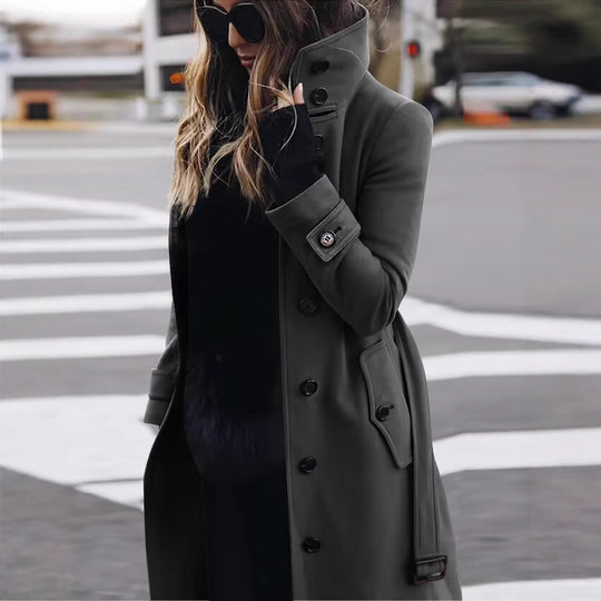 Damen modischer Trenchcoat mit hohem Kragen und eleganten Knopfdetails Heidi-Mode