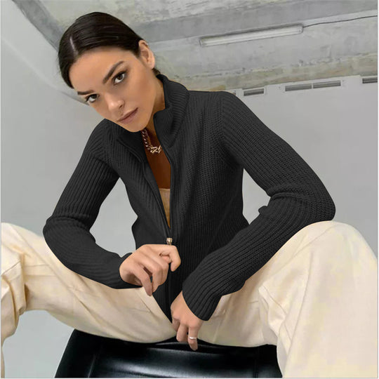 Damen Strickjacke mit hohem Kragen und innovativem Zipper Heidi-Mode