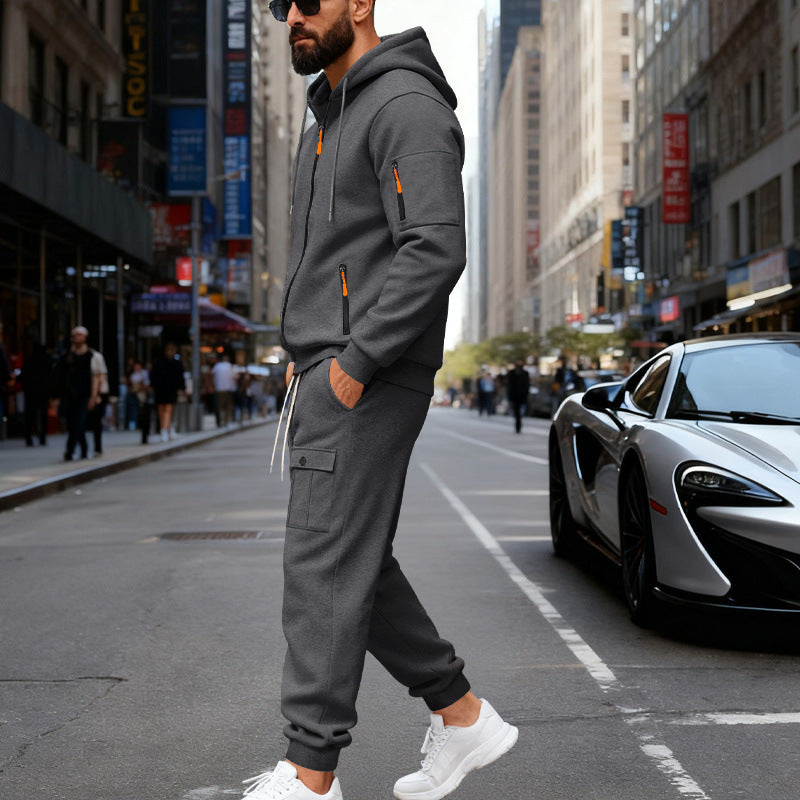 Herren stylisches Zweiteiliges Jogginganzug mit Kapuze und praktischen Taschen Heidi-Mode
