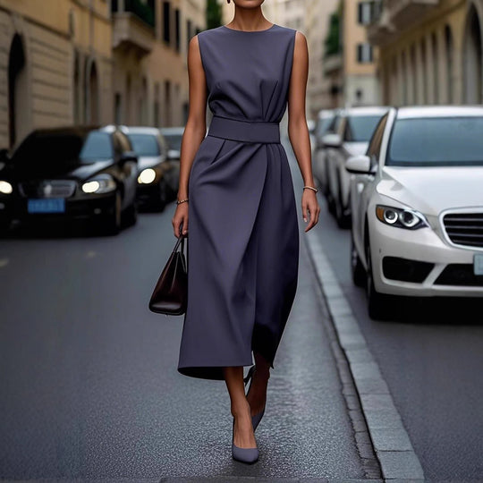 Damen gehobenes Maxi-Kleid mit elegantem Taillengürtel und fließendem Schnitt Heidi-Mode